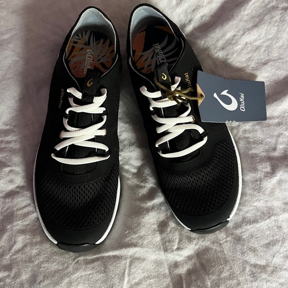 NWT Olukai Huai in Black 7.5 - Picture 4 of 6